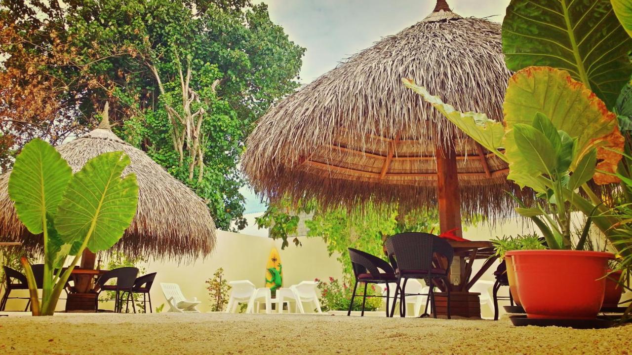 Ras Beach Inn Rasdhoo Esterno foto