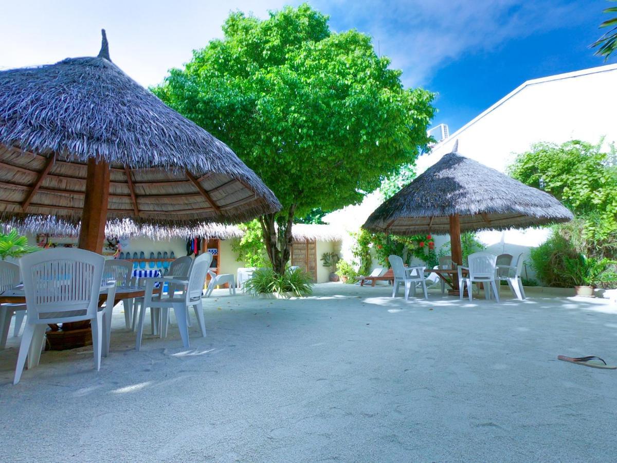 Ras Beach Inn Rasdhoo Esterno foto