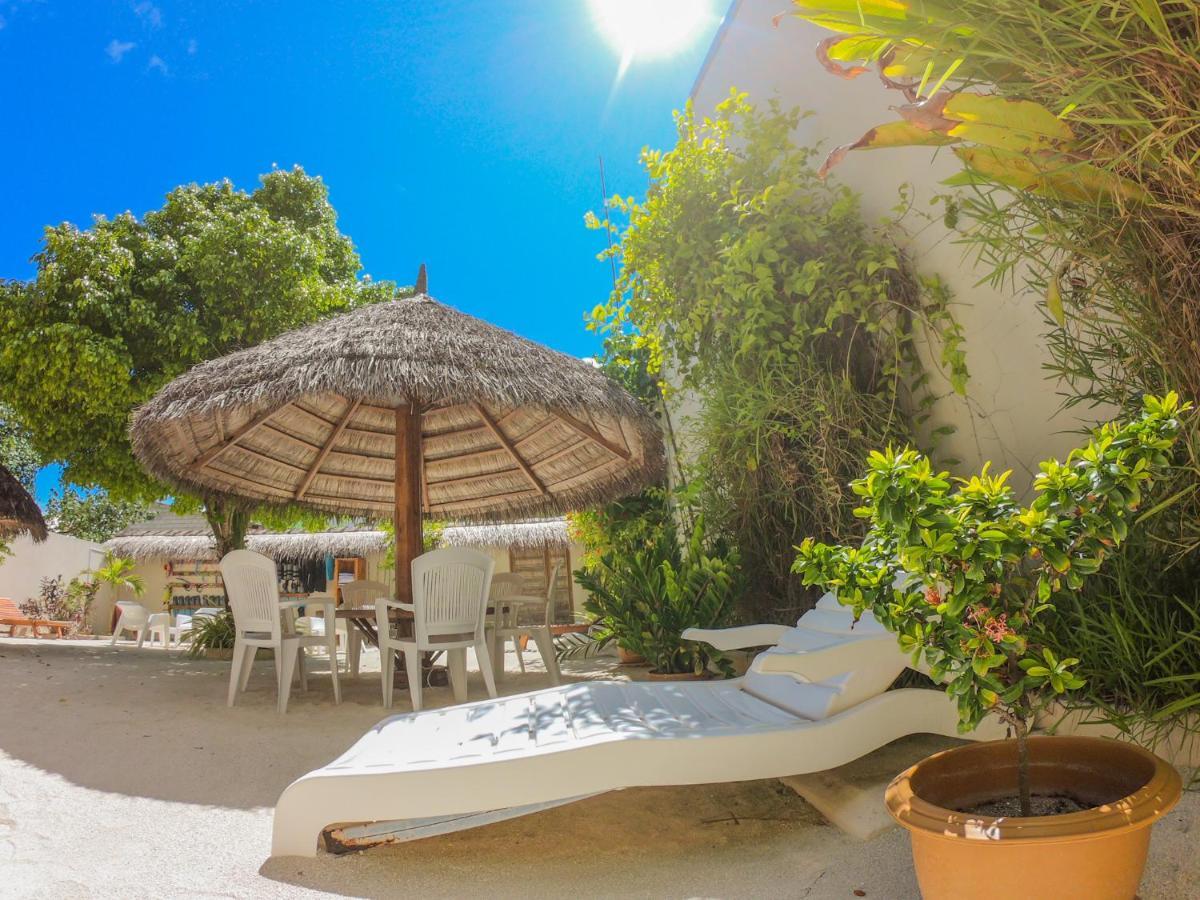 Ras Beach Inn Rasdhoo Esterno foto